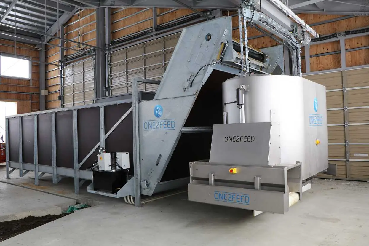 One2Feed Futtermagazin – Beschickung des Mischers